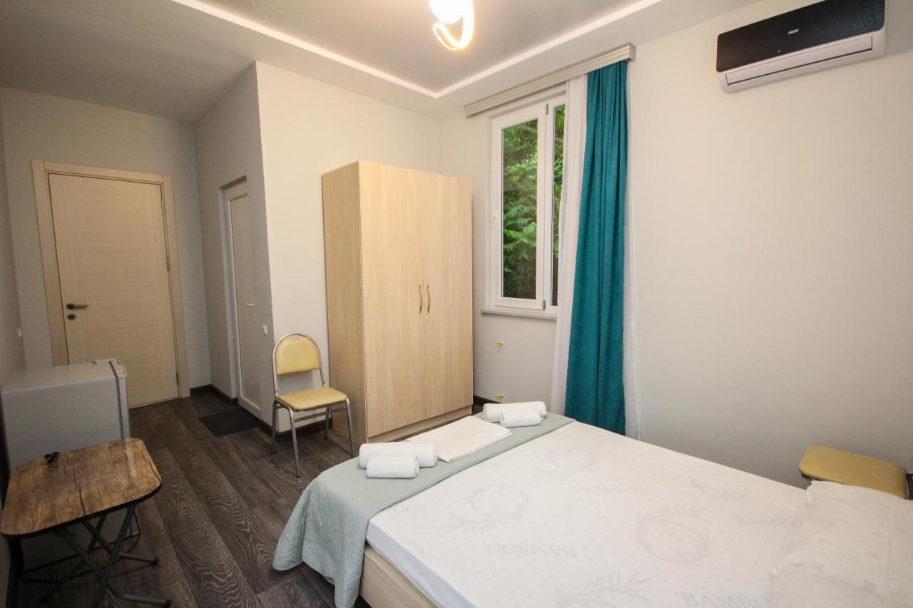 Guest House 99 บาทูมิ ภายนอก รูปภาพ