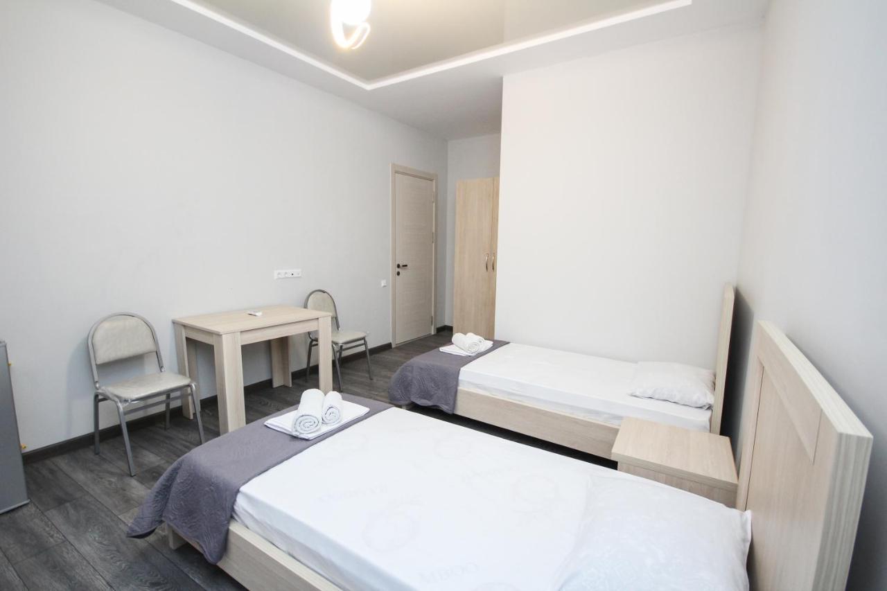 Guest House 99 บาทูมิ ภายนอก รูปภาพ