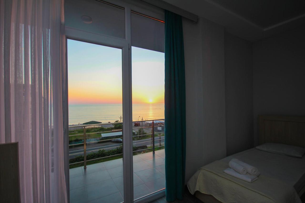 Guest House 99 บาทูมิ ภายนอก รูปภาพ